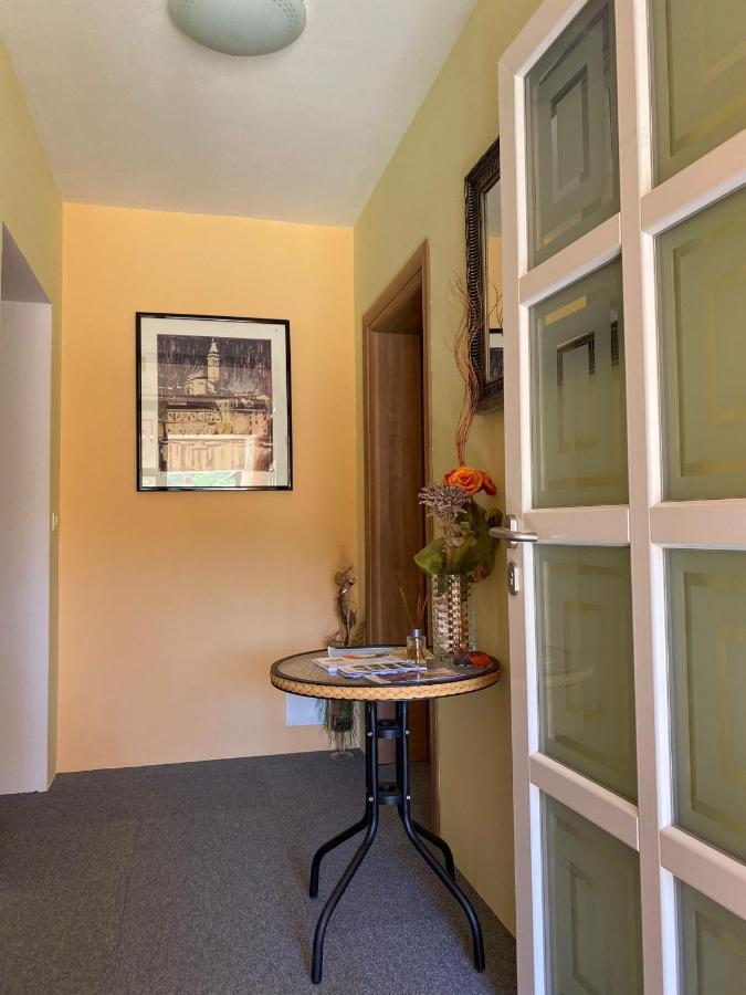 Guesthouse Casa Barbaro ロヴィンスコ・セロ エクステリア 写真